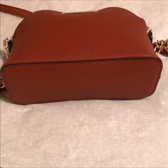 Steve Madden Dome Crossbody Bag - Picture 5 of 5